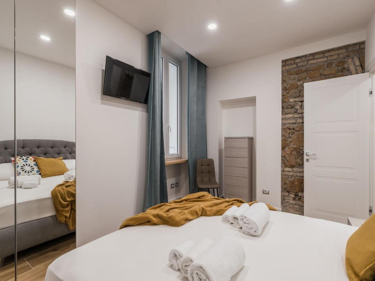 The Best Rent - Modern Three-Bedroom Apartment A Few Steps From The Colosseum Exterior foto